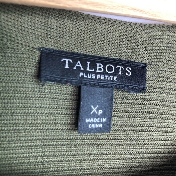 🌲 Talbots Olive Green Boat Neck Short Sleeve Top - Picture 2 of 4